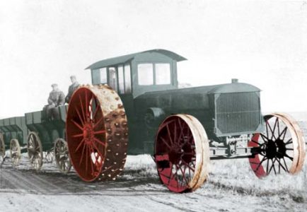 Pioneer Tractor Co. Image